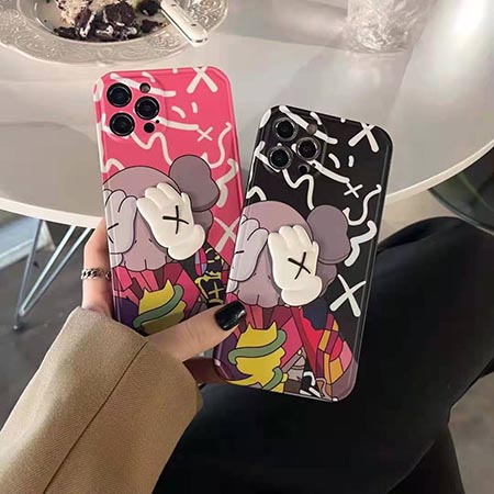 iphone12携帯ケースkaws 全面保護