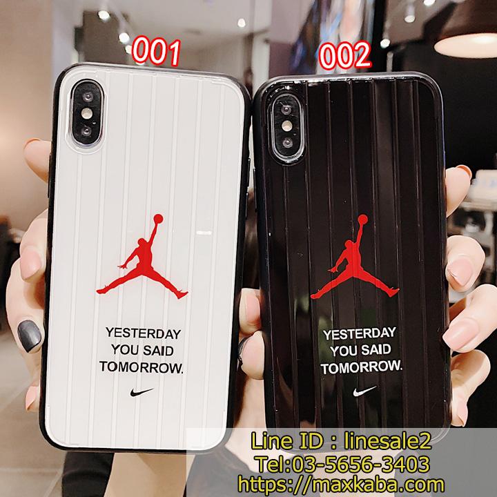 ナイキ iphoneテンケース スポーツ風
