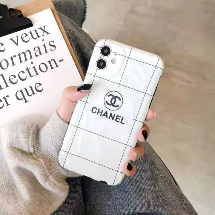  人気ブランド おしゃれ iphone12携帯ケース