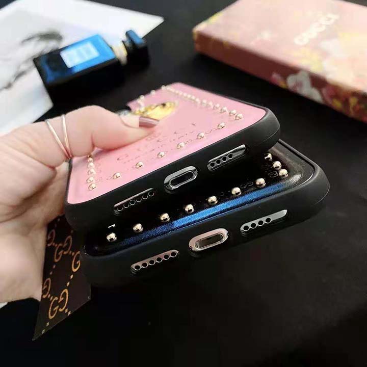 iphonexs max携帯ケース芸能人愛用GG