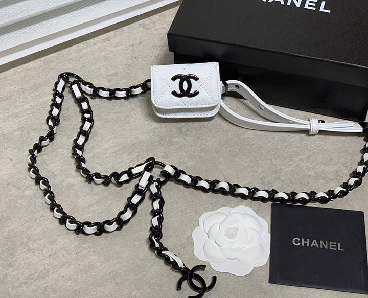 AirpodsProケースchanel