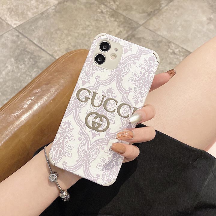 gucciアイホン8プラス保護ケース