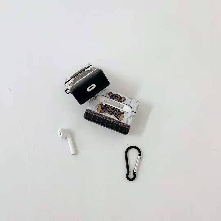  Airpodsケース クマ