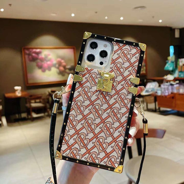 Burberry galaxy s10 plus/s10e/s10スマホケース女性力満点